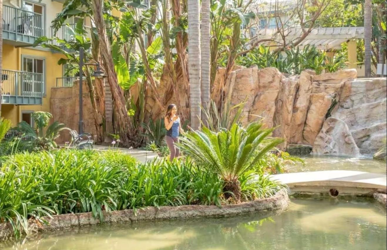 Apartamento Oceanfront Bliss, & Marina Views, Roomy 1br